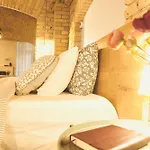 Tomy Old Town Apartments